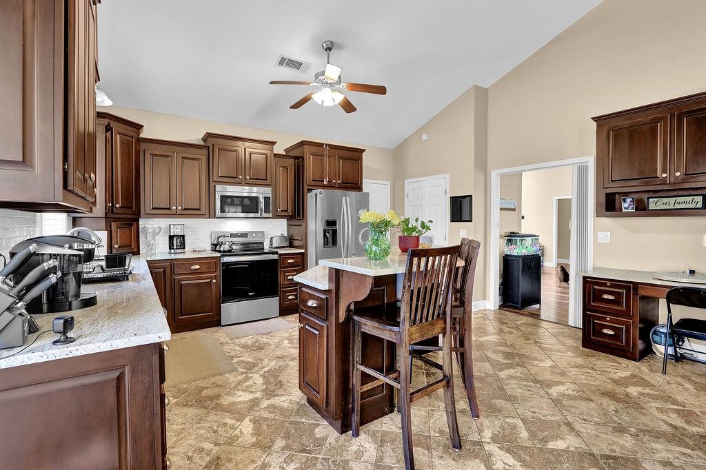 4337 Shag Bark Trail Property Photo 9