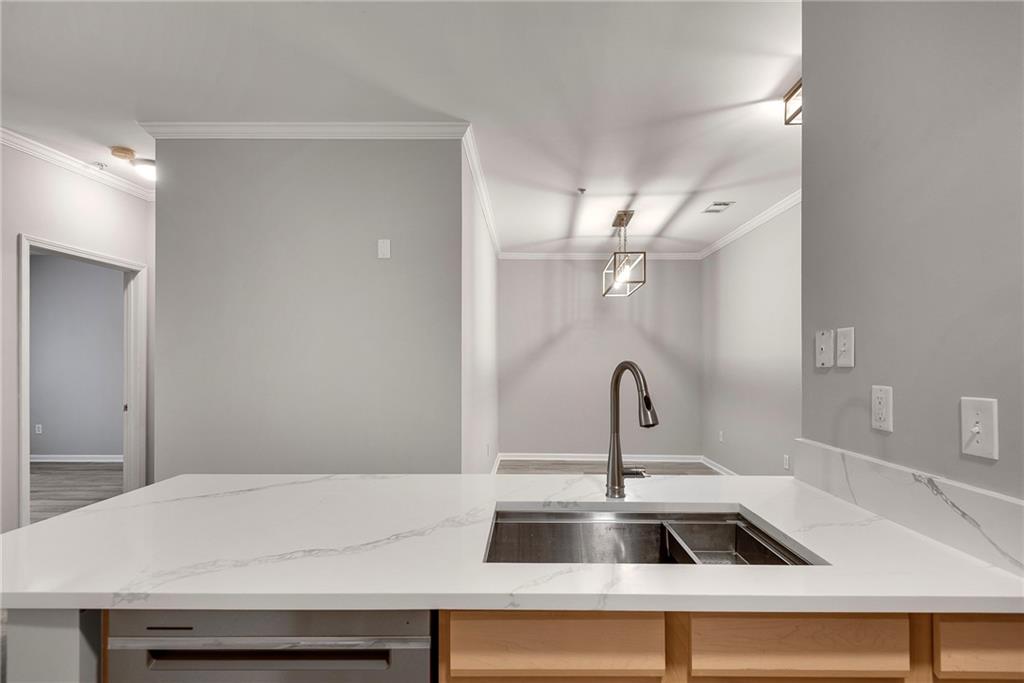 821 Ralph Mcgill Boulevard Ne Unit 3215 Property Photo 9