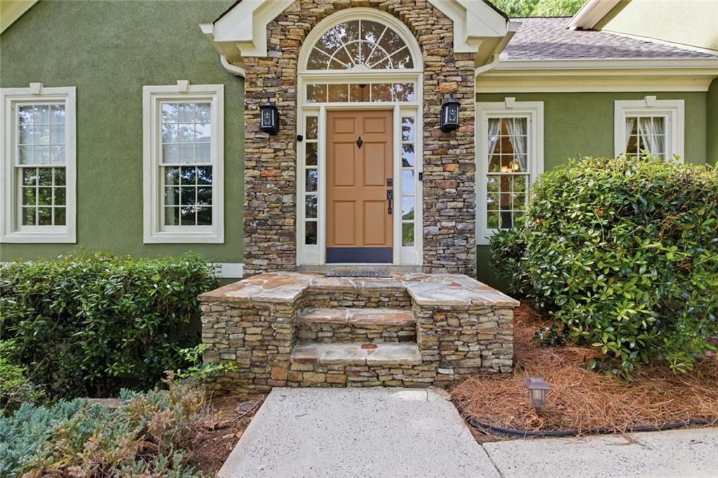 197 Summer Road Property Photo 3