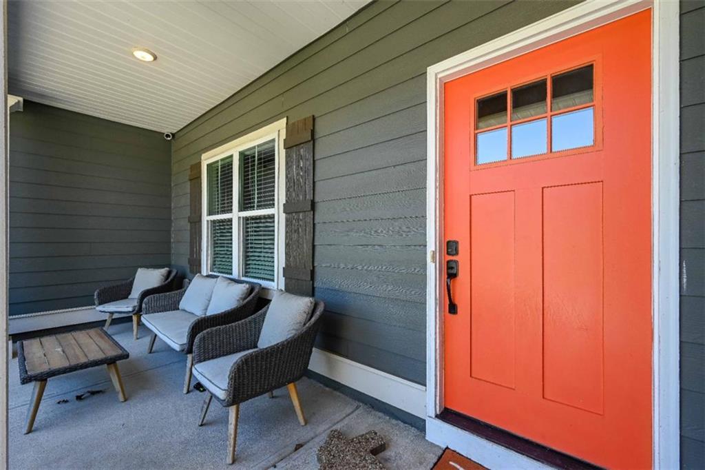 80 Autumn Drive Property Photo 2
