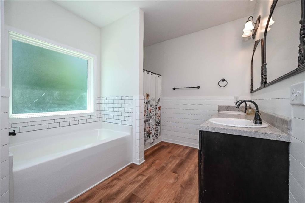 80 Autumn Drive Property Photo 10