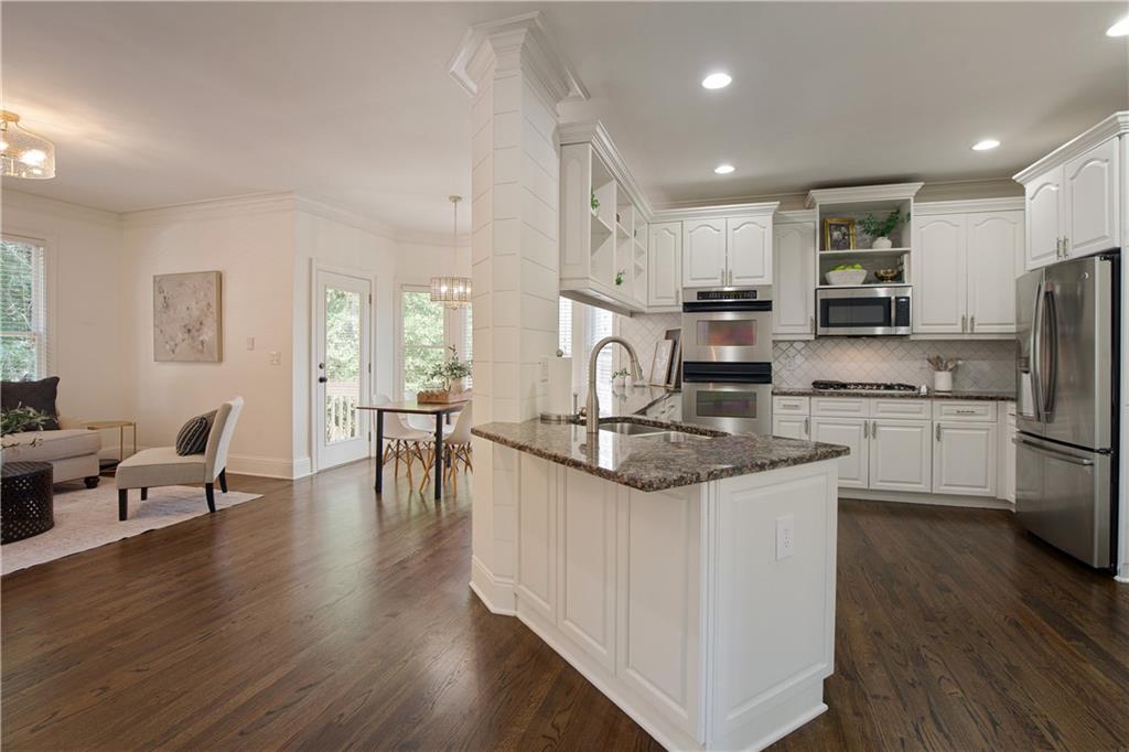 3375 Wolf Willow Close Property Photo 15