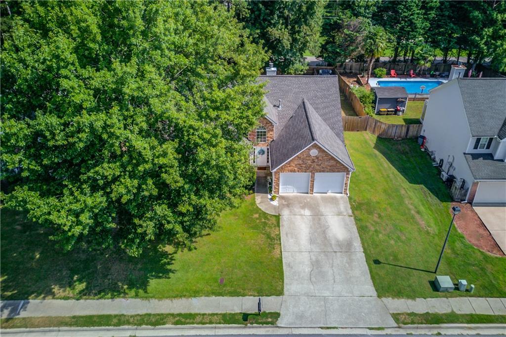 3467 Hill Pond Drive Property Photo 2