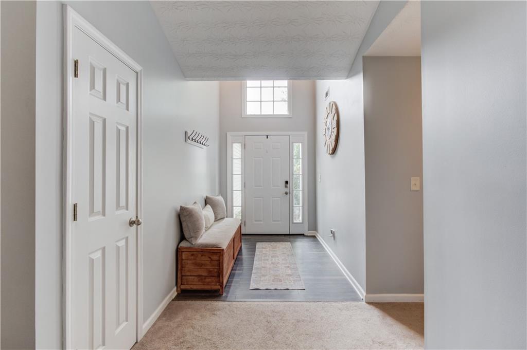 3467 Hill Pond Drive Property Photo 3