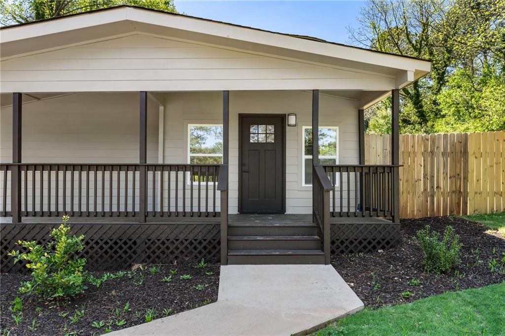 8859 Thomas Road Property Photo 1