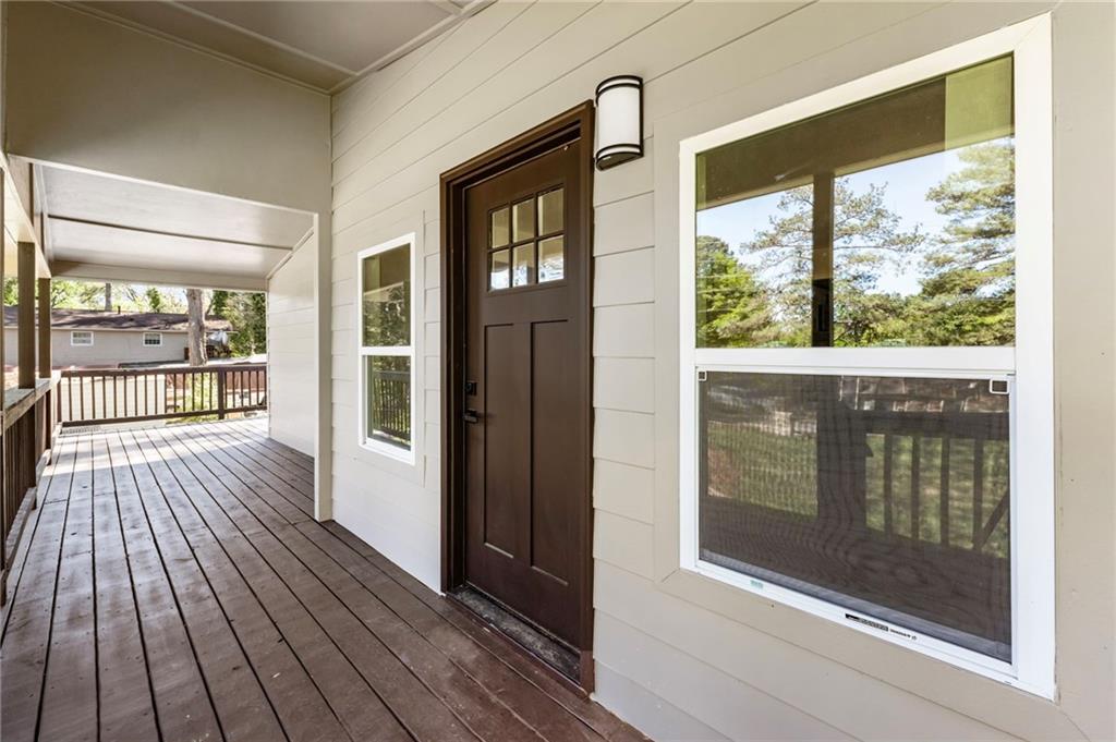 8859 Thomas Road Property Photo 2