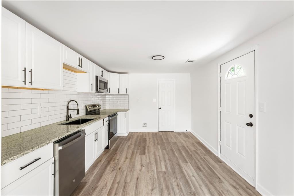 8859 Thomas Road Property Photo 19