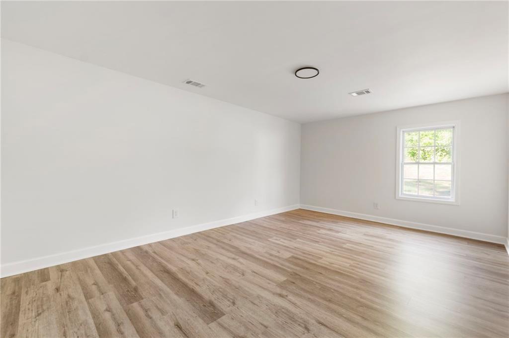 8859 Thomas Road Property Photo 42