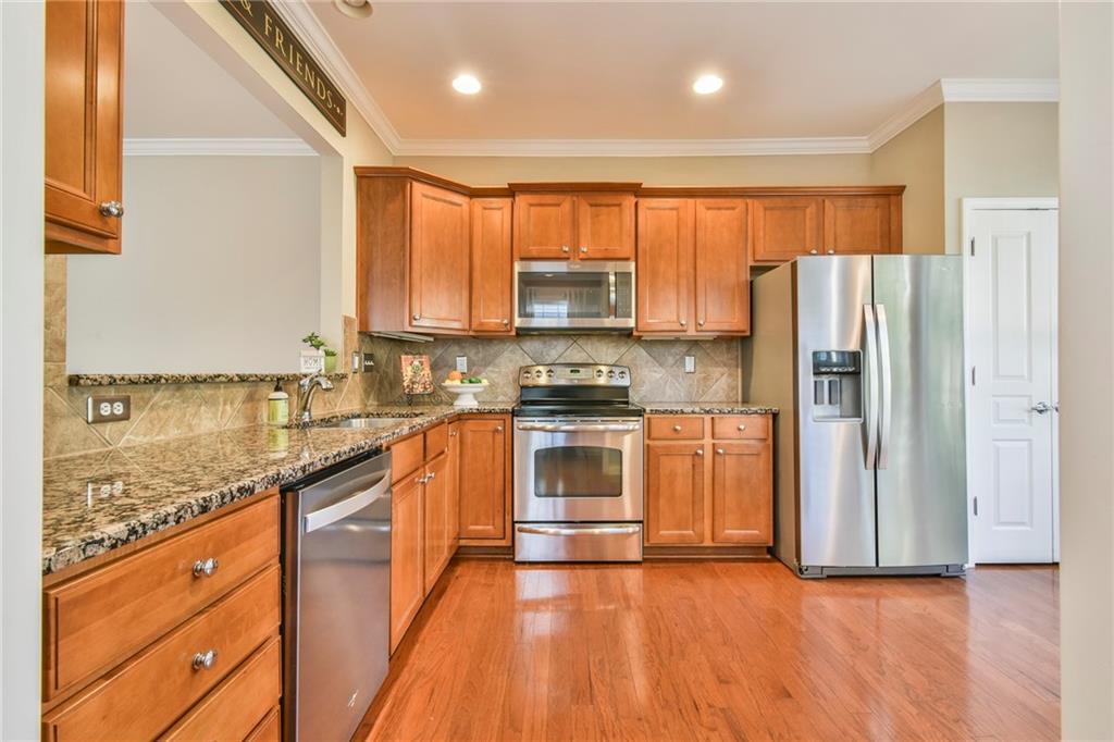 6136 Longleaf Drive Property Photo 10
