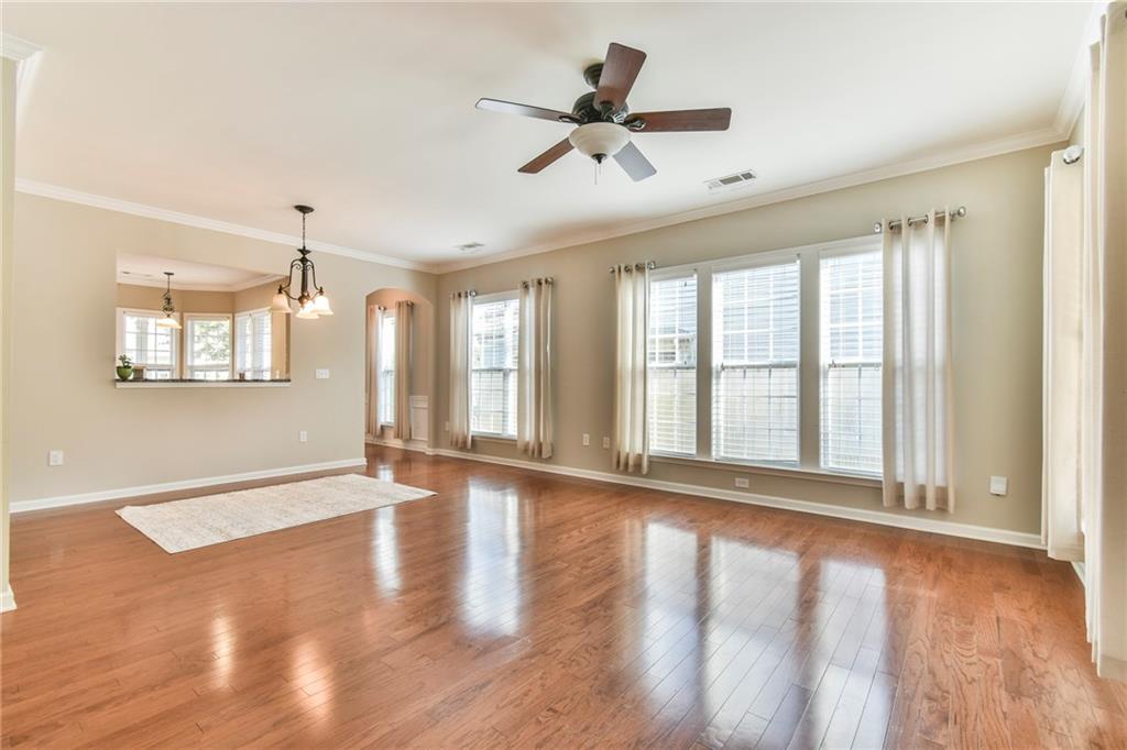 6136 Longleaf Drive Property Photo 20