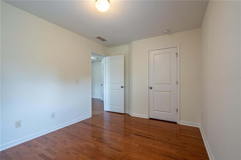 5621 Cobblestone Creek Avenue Unit 14 Property Photo 14
