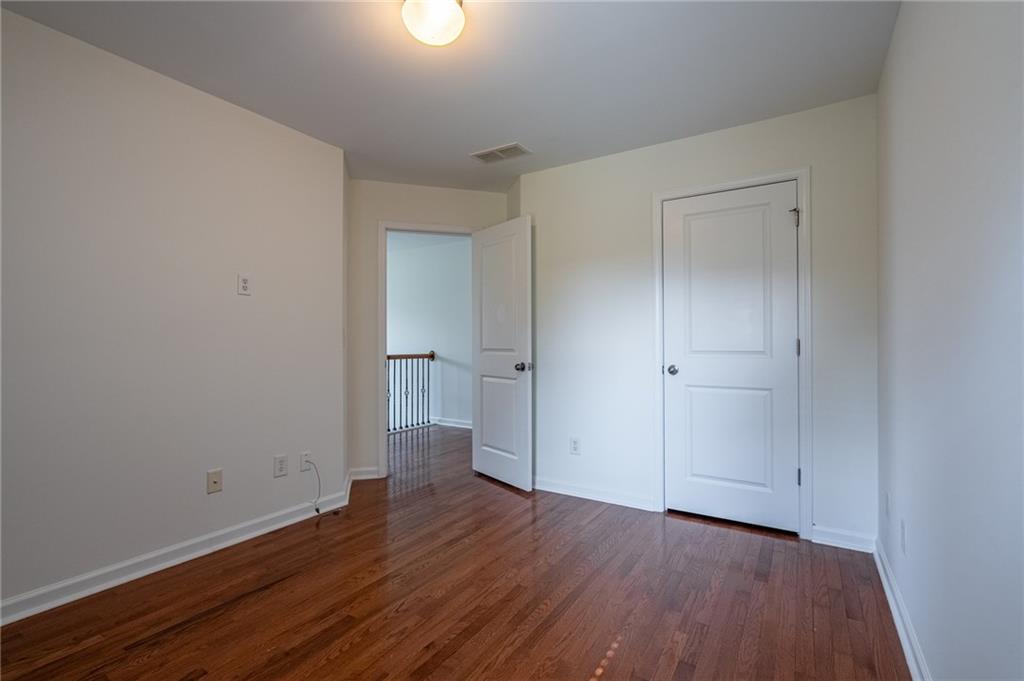5621 Cobblestone Creek Avenue Unit 14 Property Photo 17