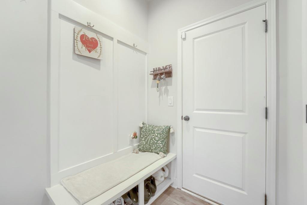 2448 Hidden Creek Road Property Photo 14