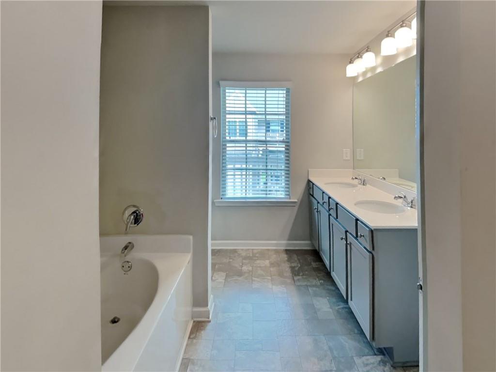 238 Hydrangea Court Unit 13 Property Photo 9