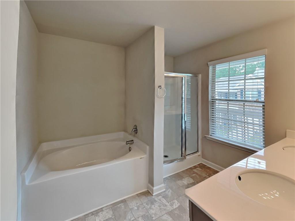 238 Hydrangea Court Unit 13 Property Photo 10