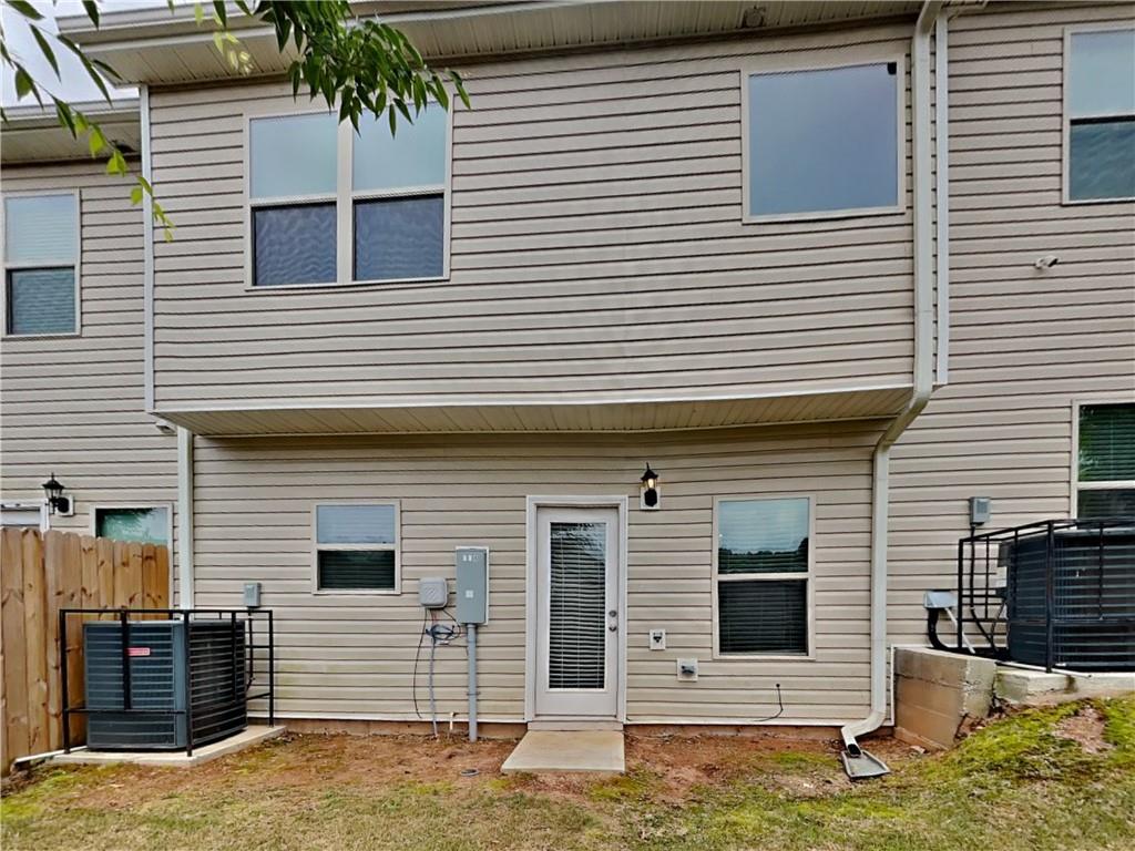 238 Hydrangea Court Unit 13 Property Photo 16