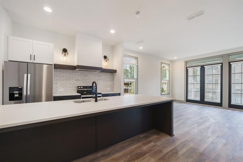40 Becker Place Property Photo 6