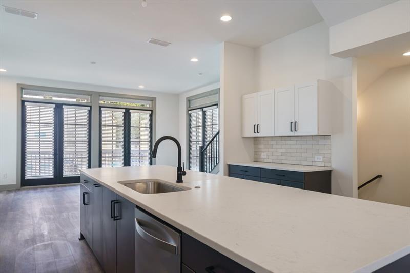 40 Becker Place Property Photo 11