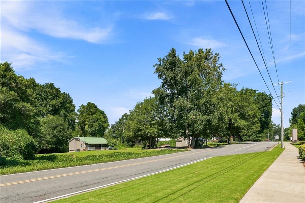 6005 Old Alabama Road Property Photo 10