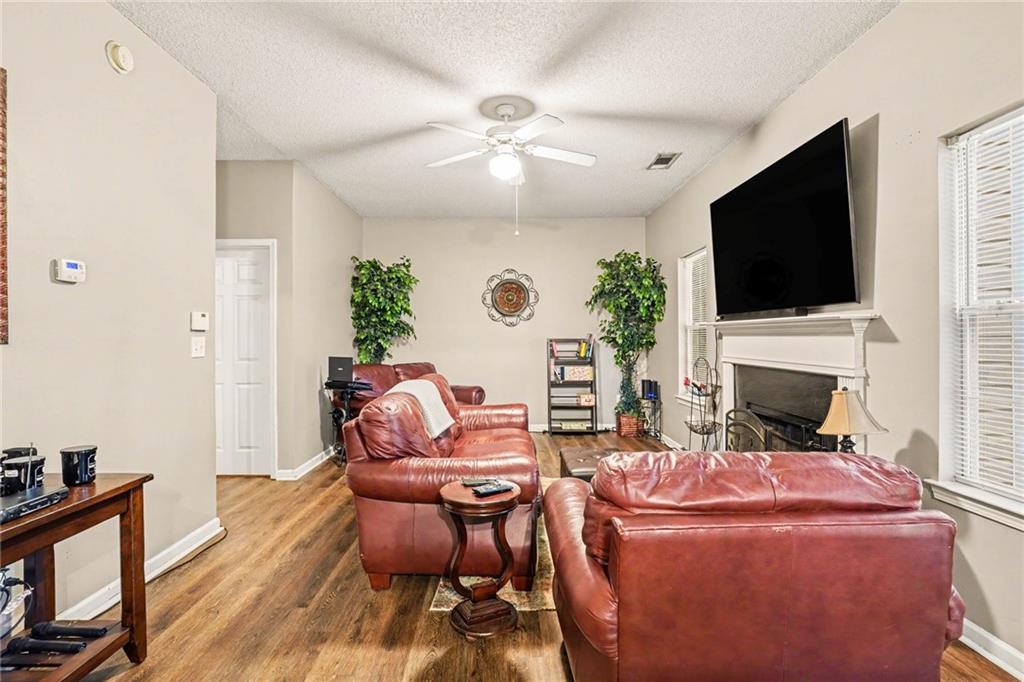 105 Ashtonbrook Drive Property Photo 8