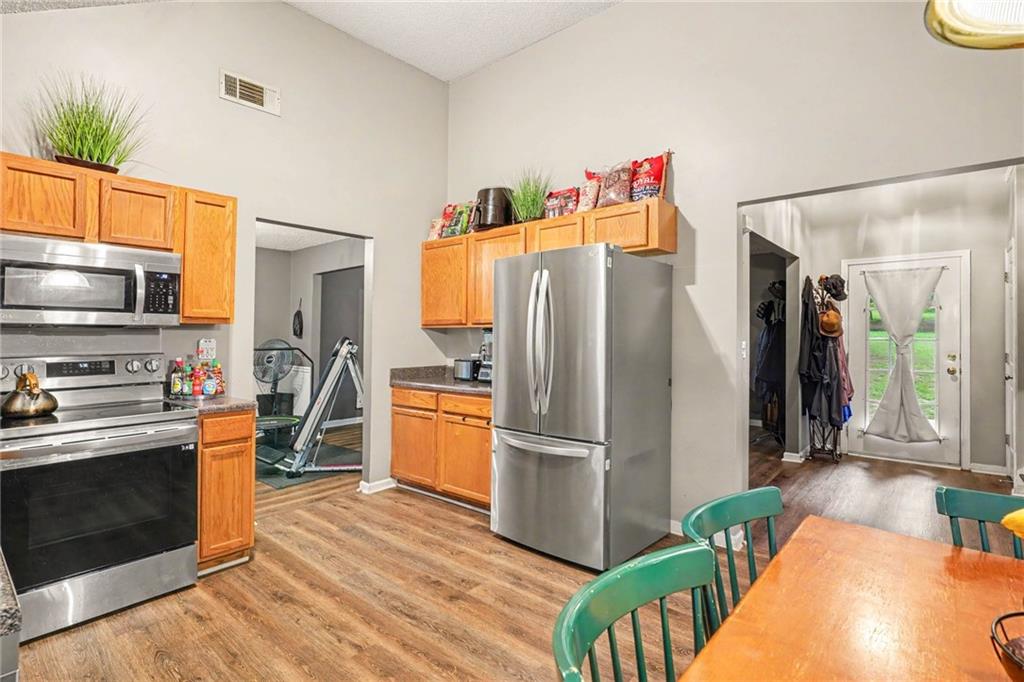 105 Ashtonbrook Drive Property Photo 10