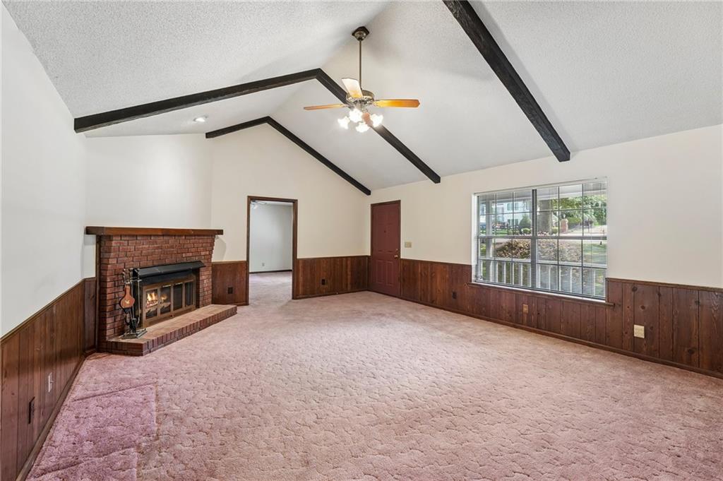16055 Thompson Road Property Photo 7