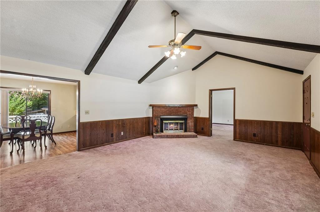 16055 Thompson Road Property Photo 8