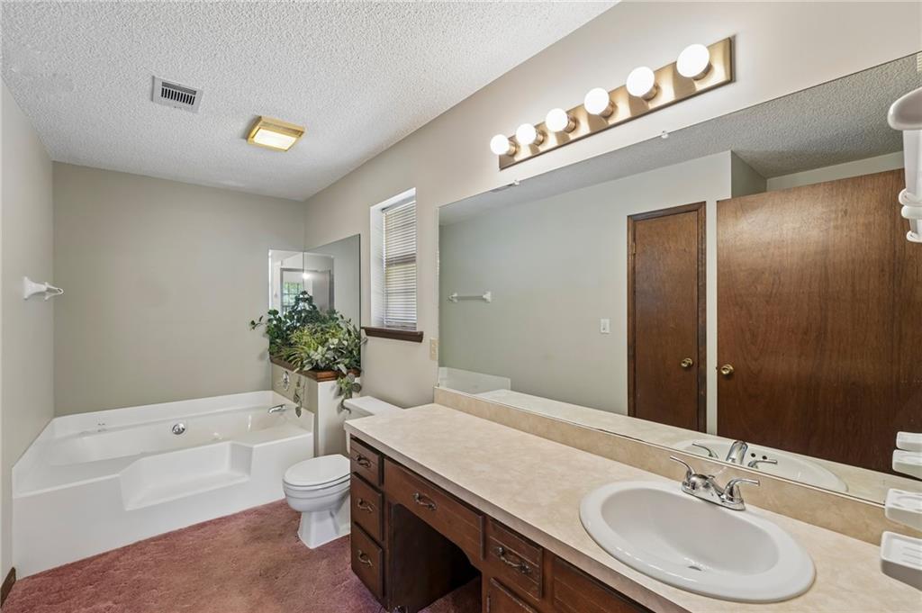16055 Thompson Road Property Photo 16