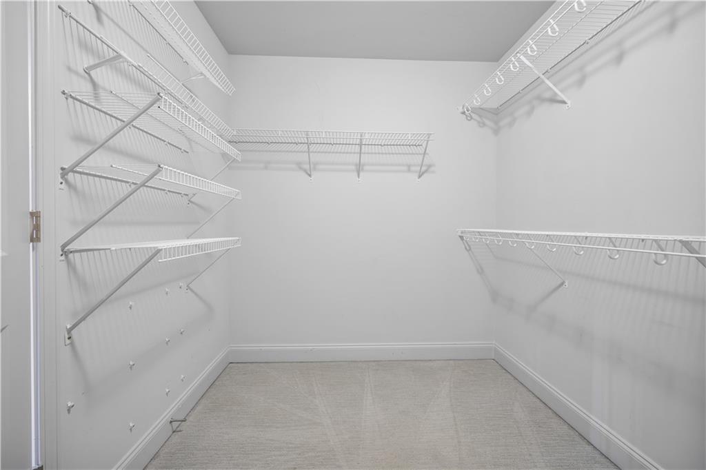 2142 Coventry Drive Property Photo 24