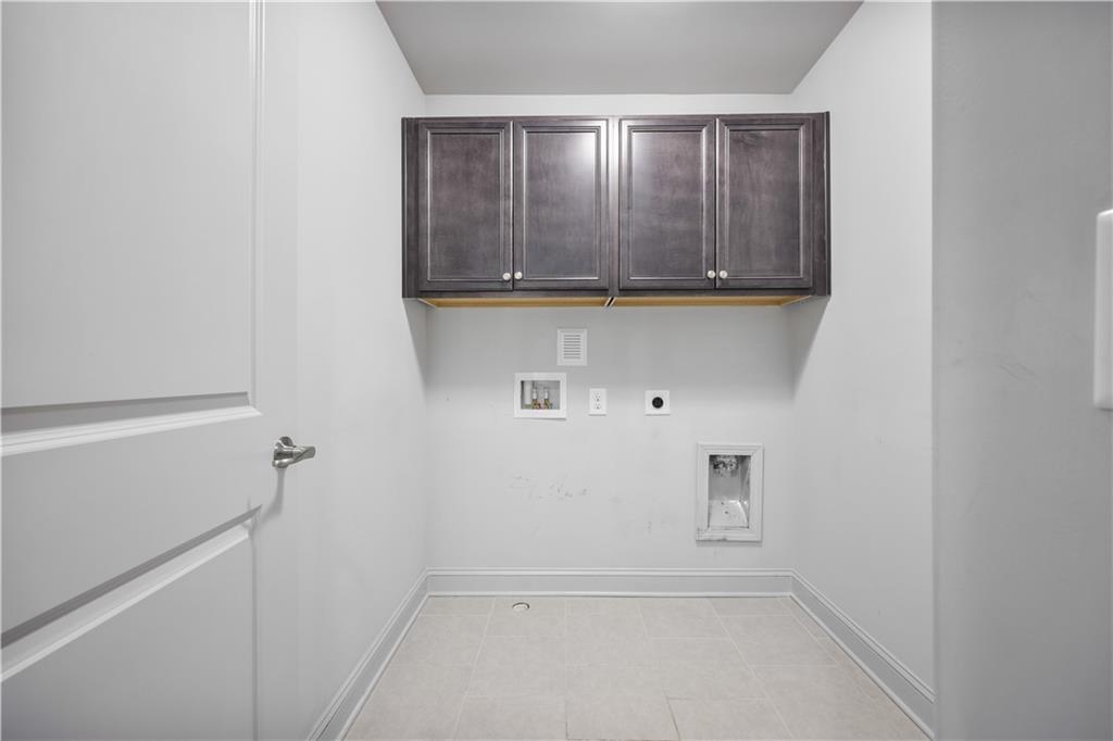 2142 Coventry Drive Property Photo 29
