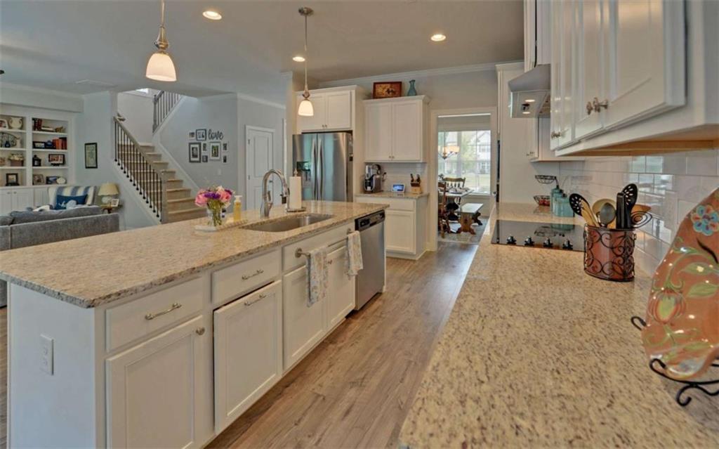 5110 Ozark Lane Property Photo 14