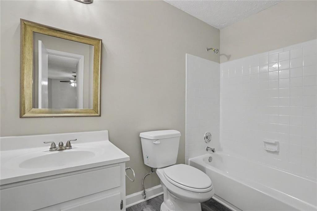 5322 Walker Road Property Photo 12