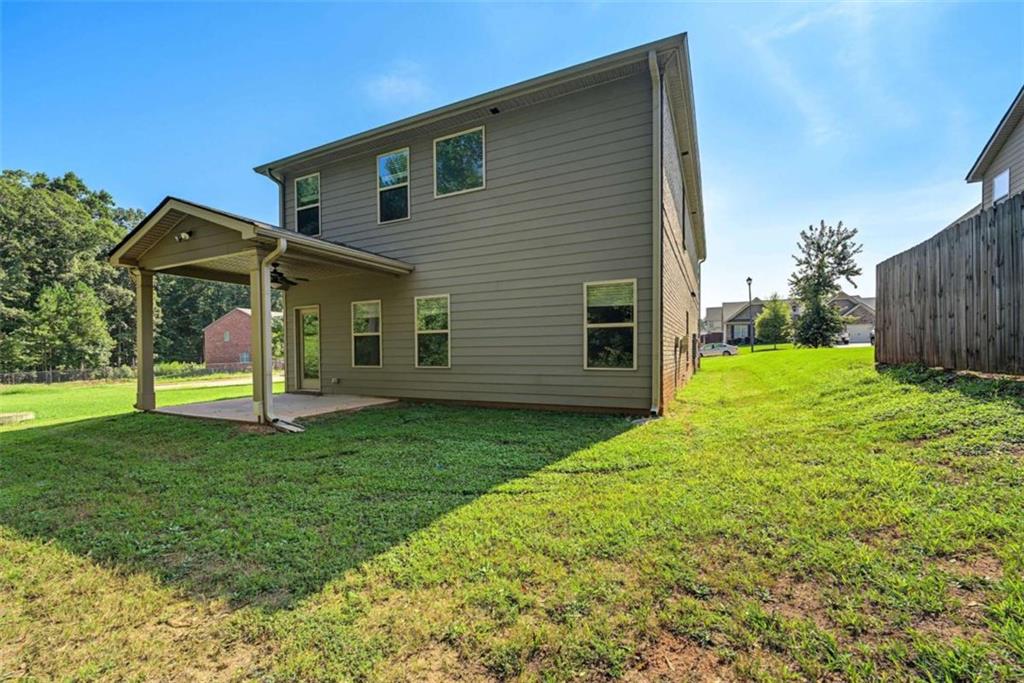 1735 Tricklin Springs Property Photo 8
