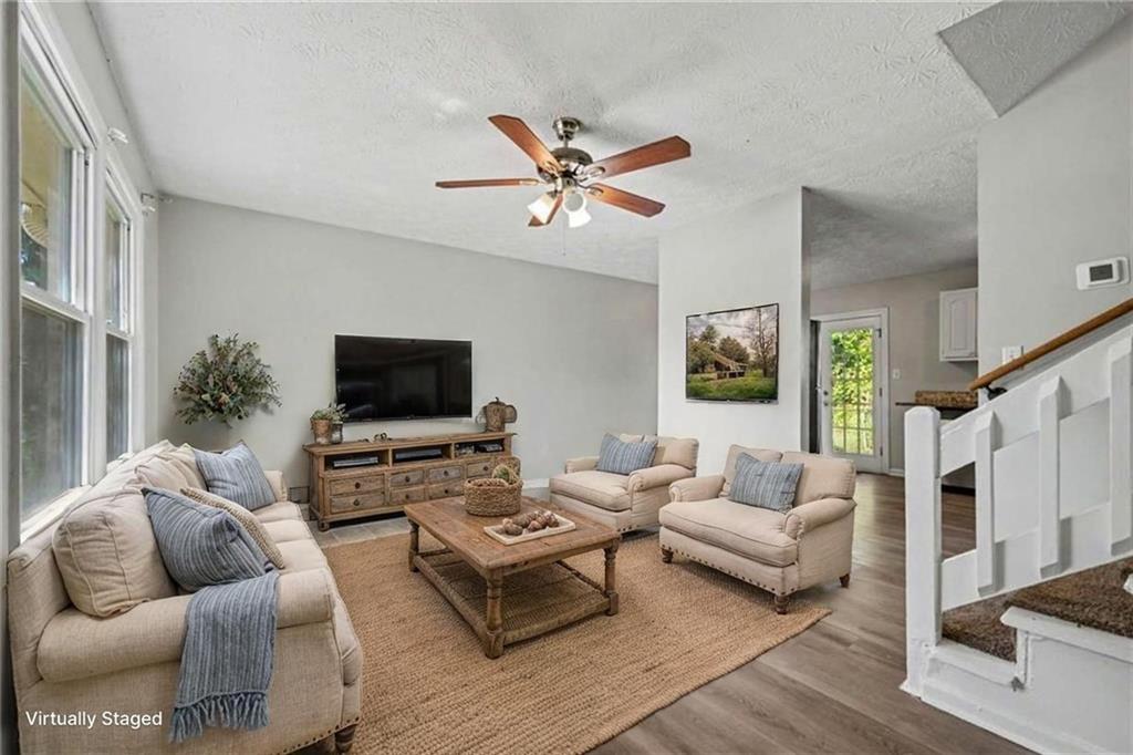 576 Dove Tail Court Property Photo 7
