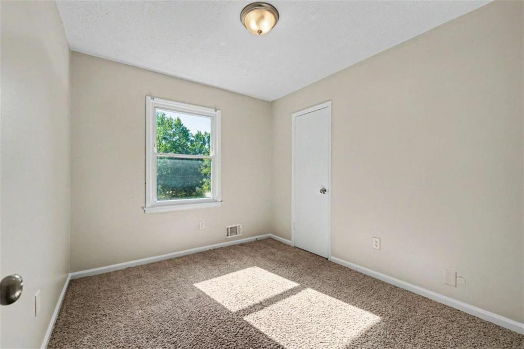 576 Dove Tail Court Property Photo 17