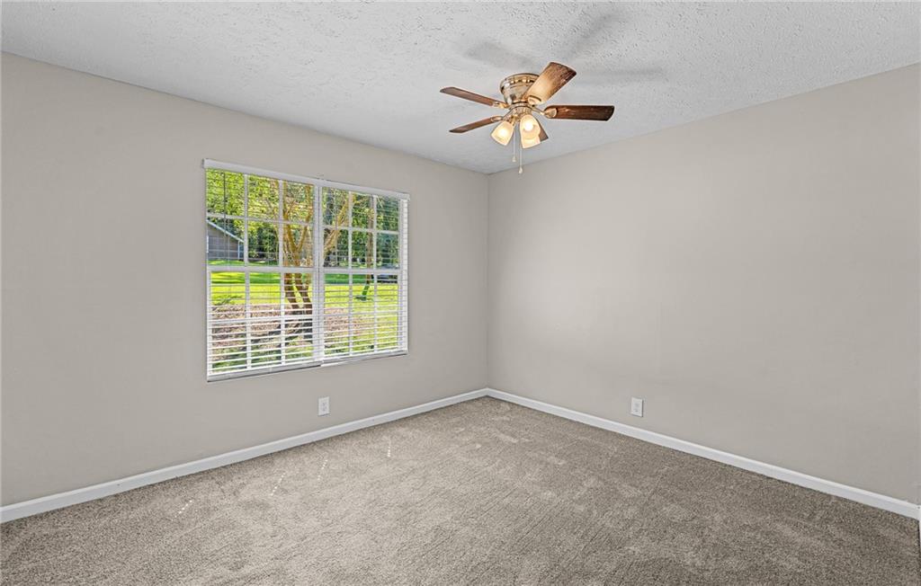 218 Kipling Way Property Photo 21