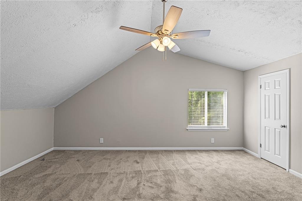 218 Kipling Way Property Photo 25