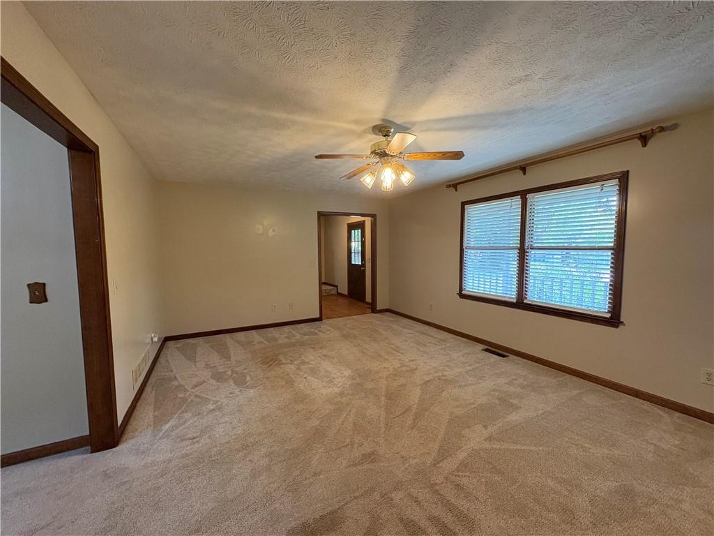 4830 Squirrel Creek Drive Property Photo 8