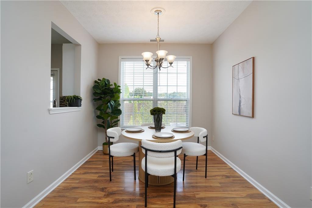 182 Oak Green Drive Property Photo 6