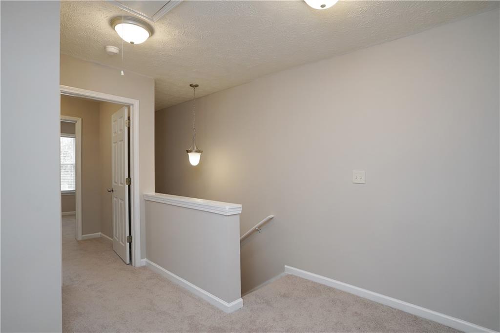 182 Oak Green Drive Property Photo 12