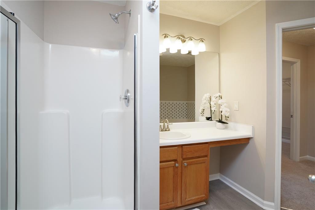 182 Oak Green Drive Property Photo 18