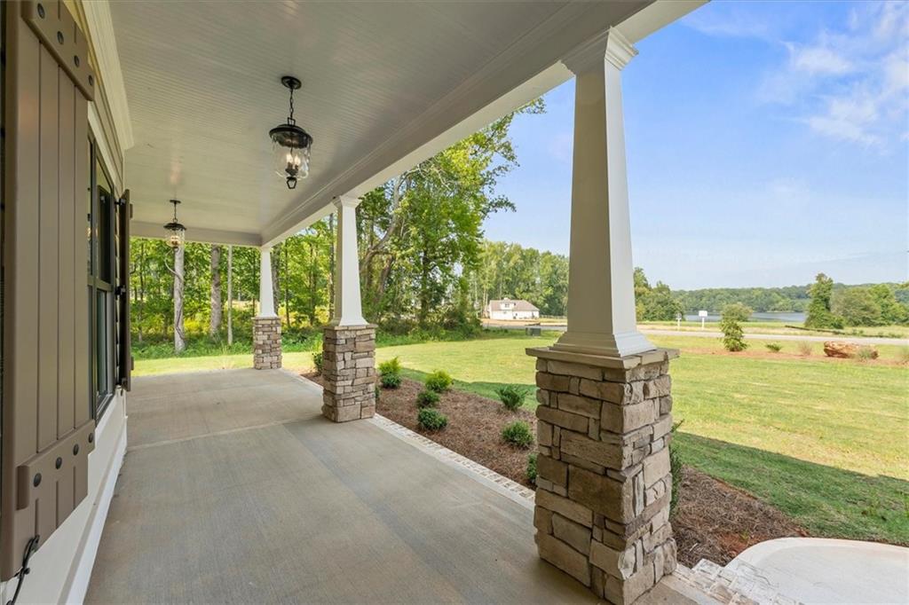 947 Lake Varner Drive Property Photo 7