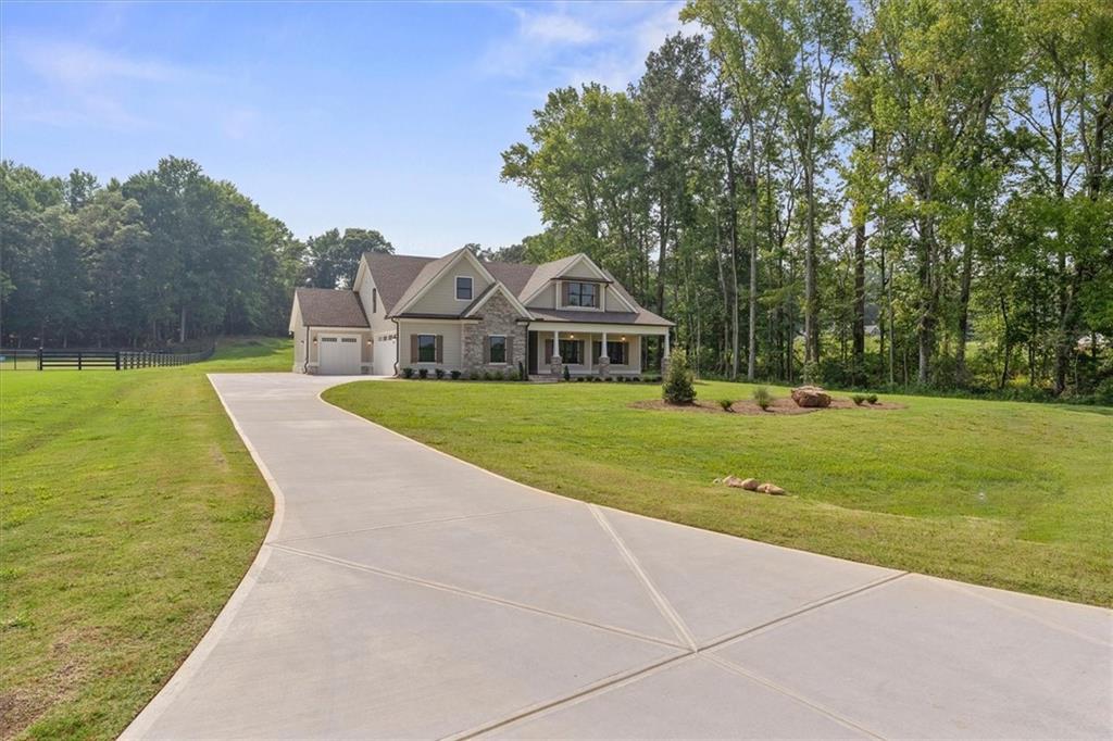 947 Lake Varner Drive Property Photo 8