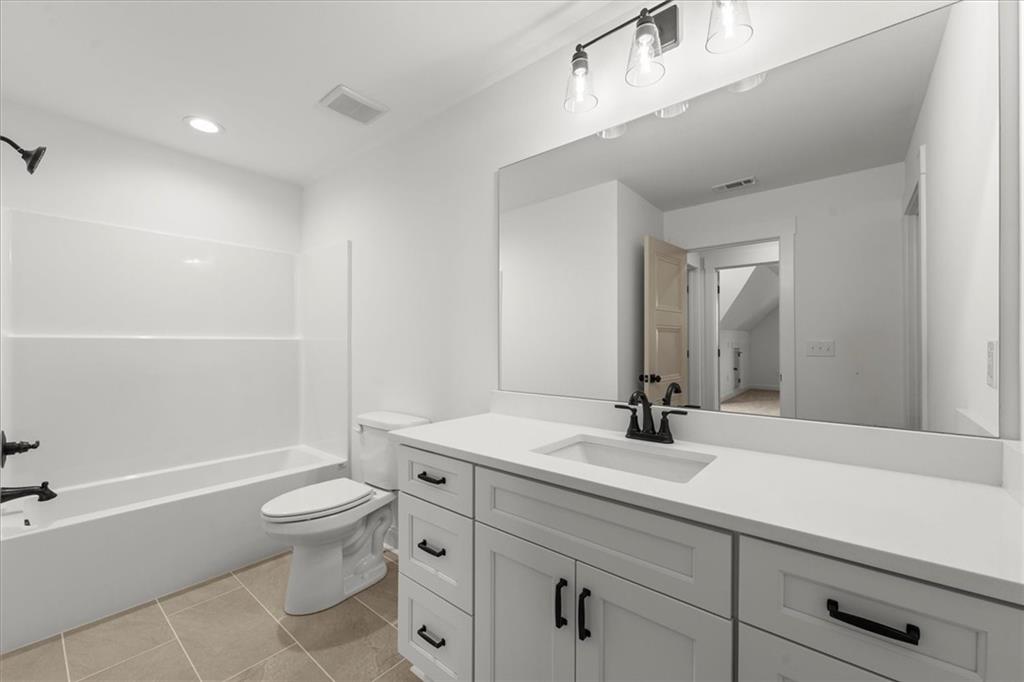 947 Lake Varner Drive Property Photo 36