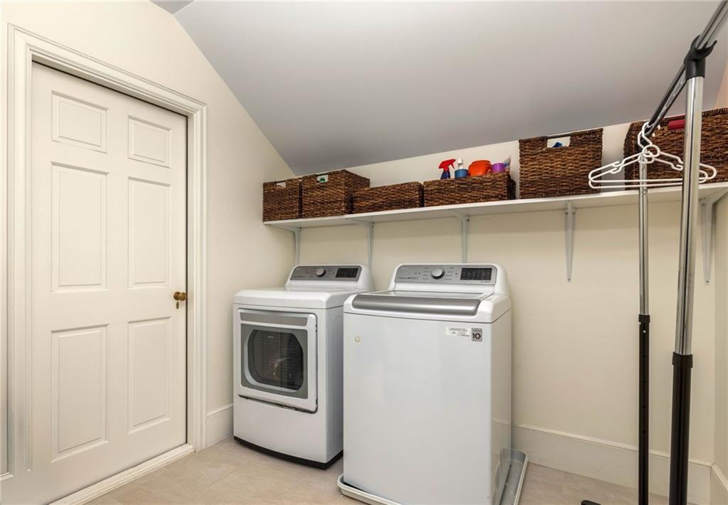 373 Glenn Circle Property Photo 47
