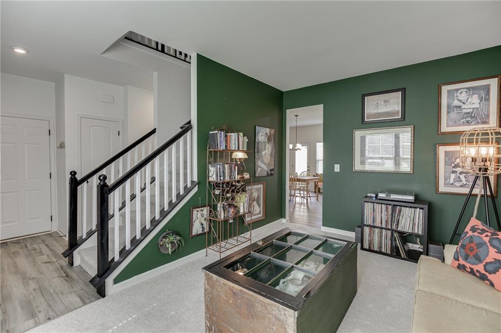 227 Traminer Way Property Photo 6