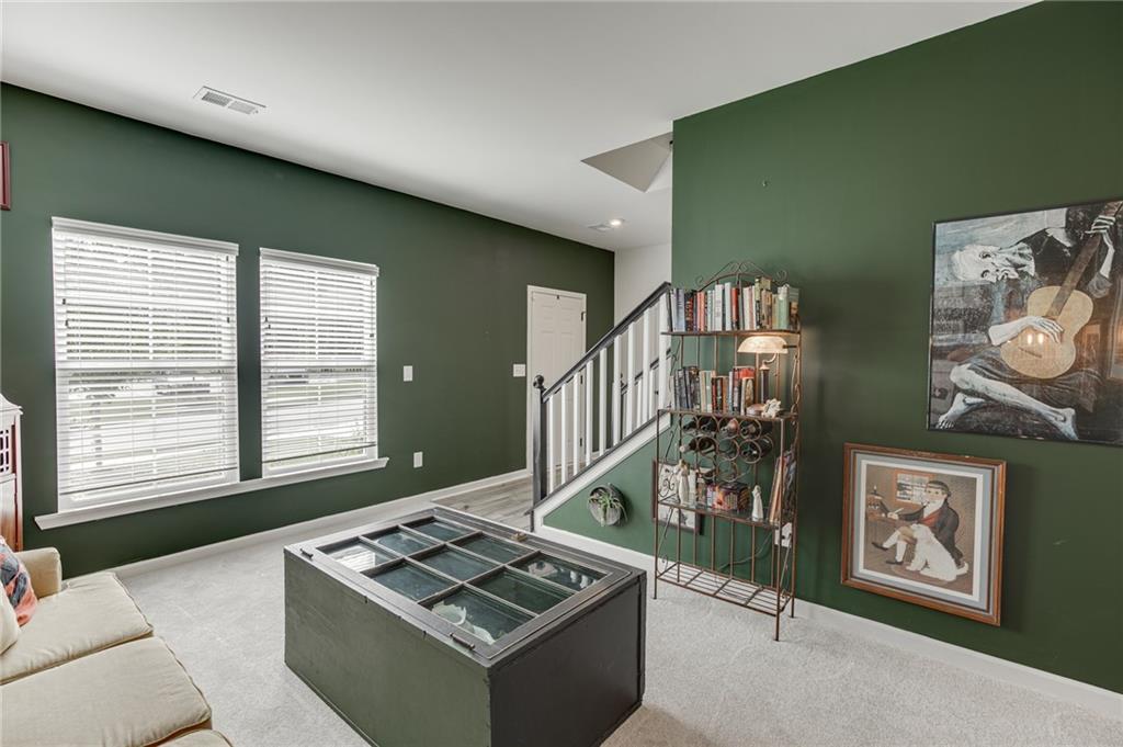 227 Traminer Way Property Photo 7