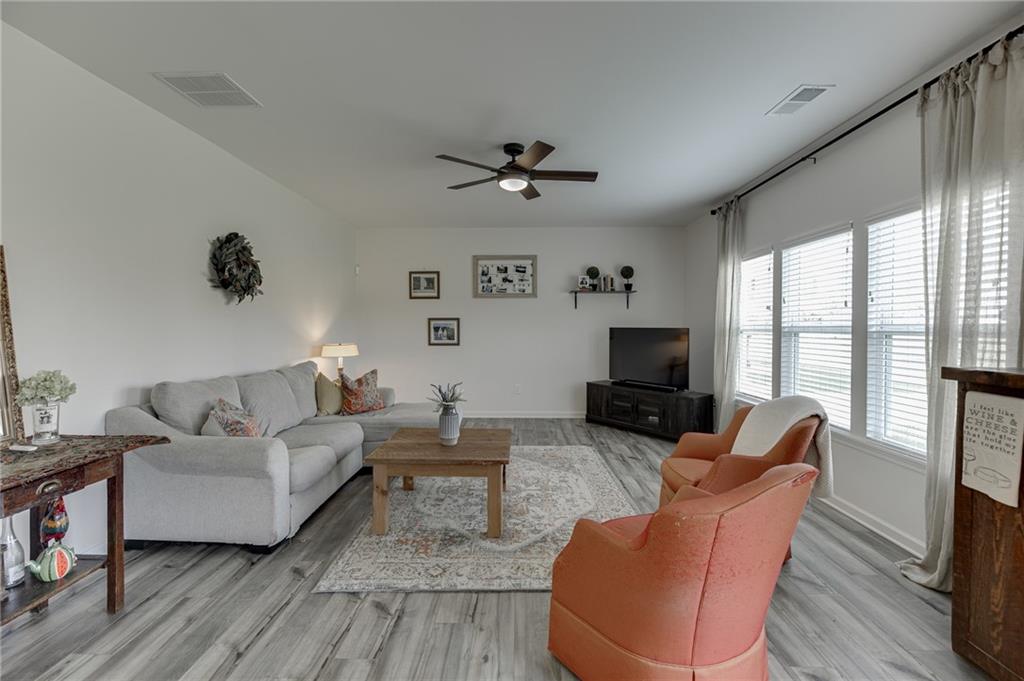 227 Traminer Way Property Photo 17
