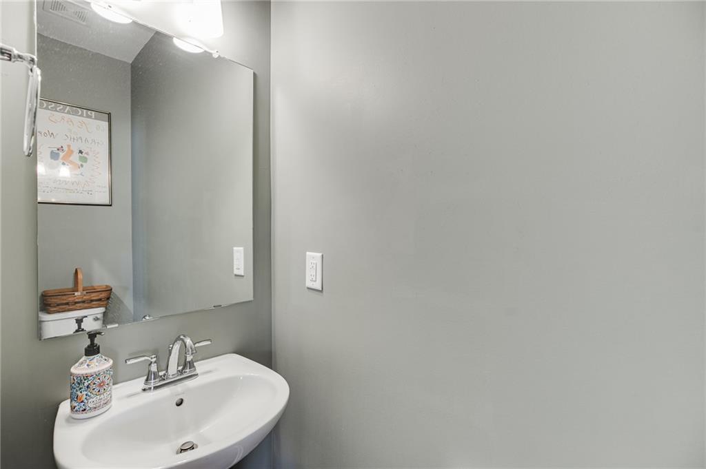 227 Traminer Way Property Photo 18