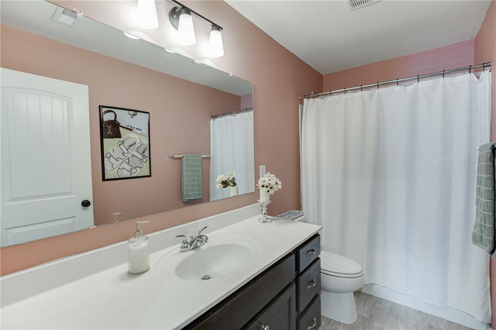 227 Traminer Way Property Photo 23